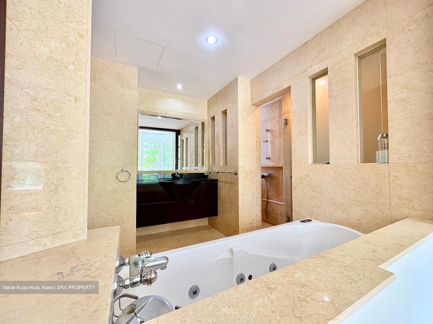 Hillington Green (D23), Condominium #504349661